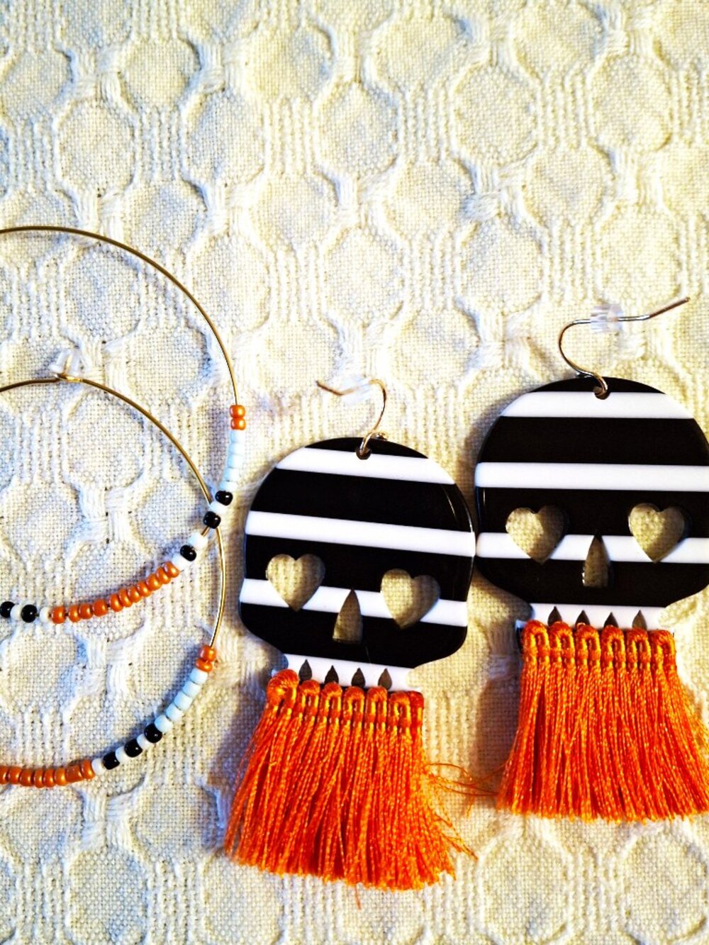 Spooky Chic Halloween Earring Lot 2 Pairs-Beaded Hoops & Skull Fringe NWOT